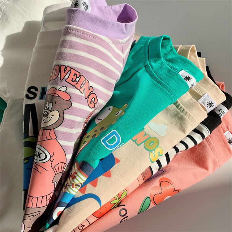 https://fulmo-img-server.com/everyday-kids-outfits/62df9101-d12c-4ef7-8a61-477f0c94e4fe.jpg