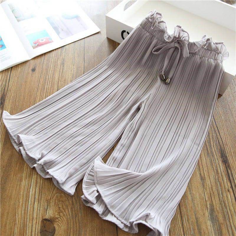 https://fulmo-img-server.com/everyday-kids-outfits/64e36d6b-4ba2-49bd-9b41-c71d8f99d6f2.jpg