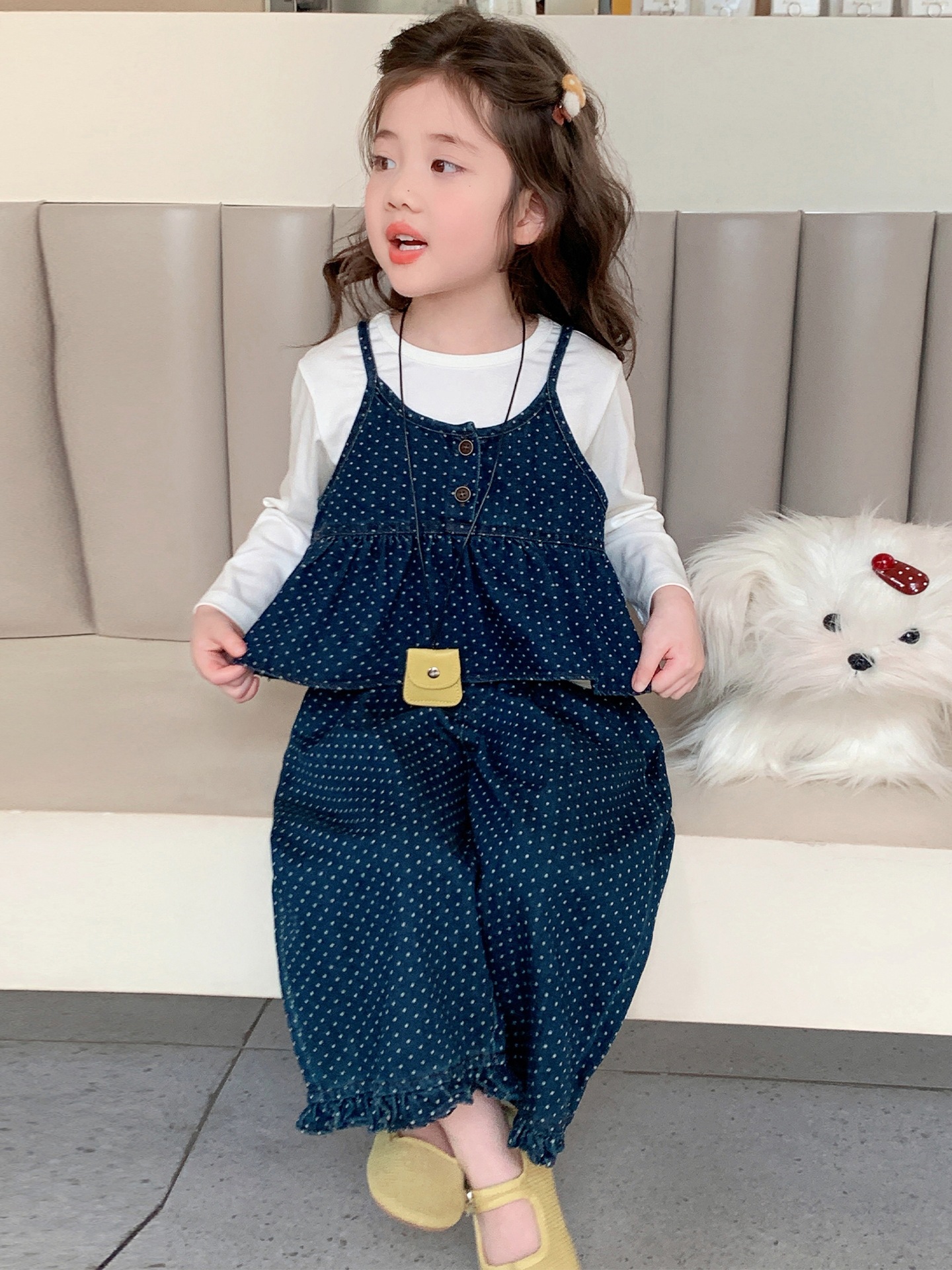https://fulmo-img-server.com/everyday-kids-outfits/69c6b7d6-25b5-4799-af8f-4859e068ee5b.jpg