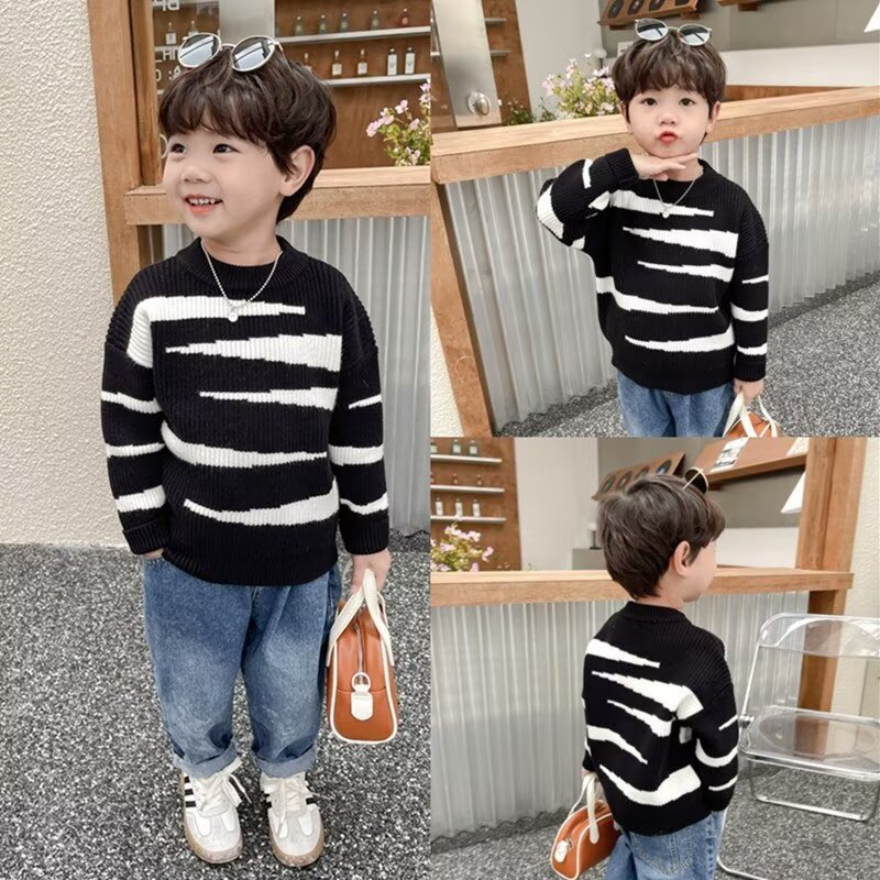 キッズファッション 男の子用ゆったりボーダー柄長袖丸首セーター