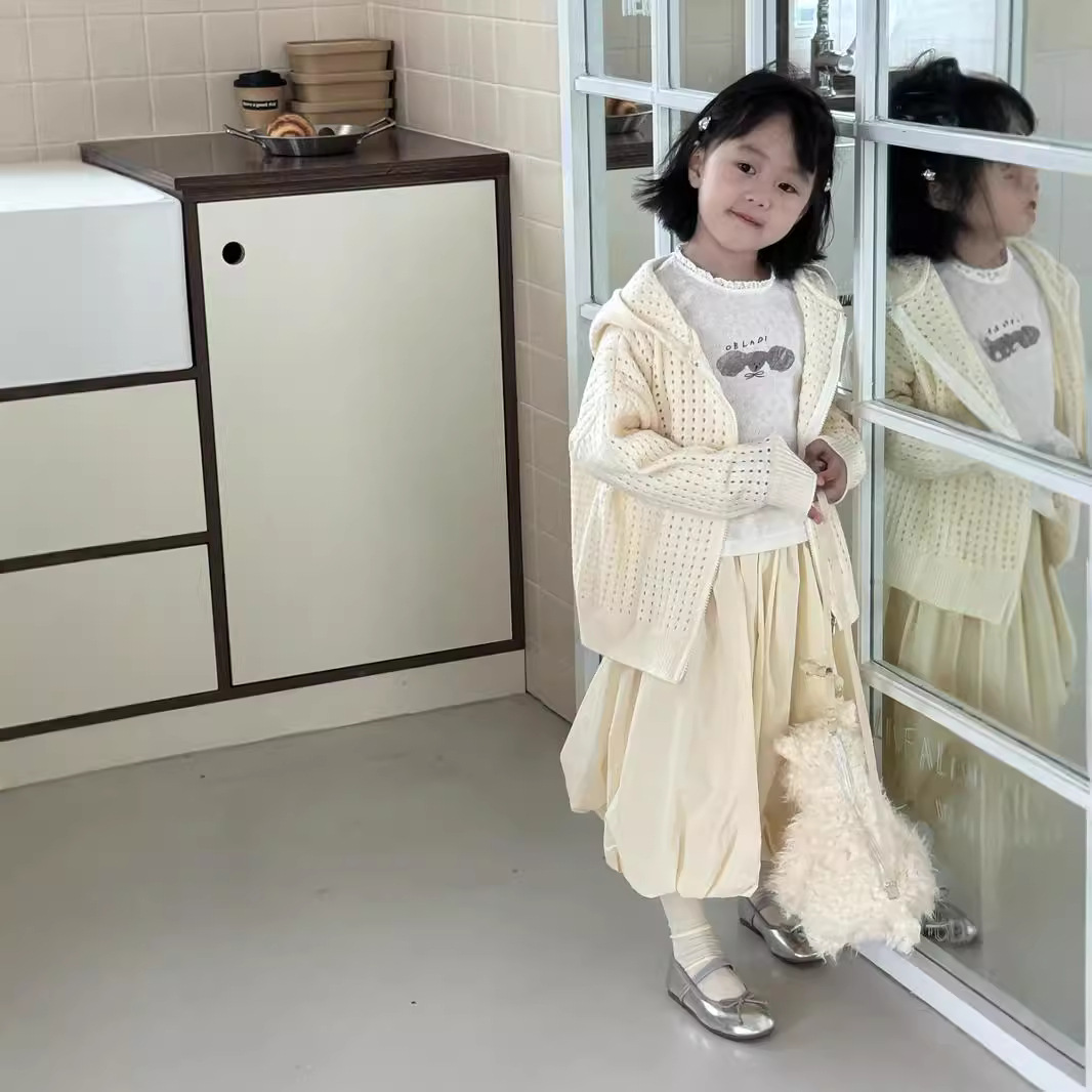 https://fulmo-img-server.com/everyday-kids-outfits/799a4f43-9ead-4cda-af6d-472f45ed3679.jpg