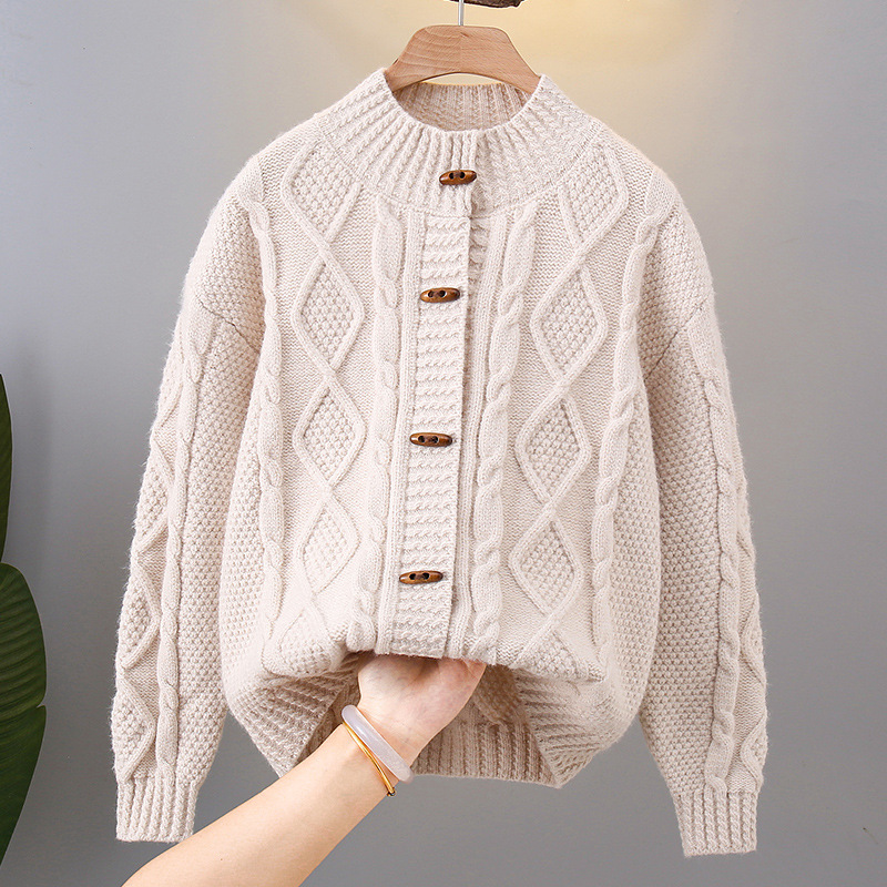 キッズファッション 立体ケーブル編みトグルボタンカーディガン