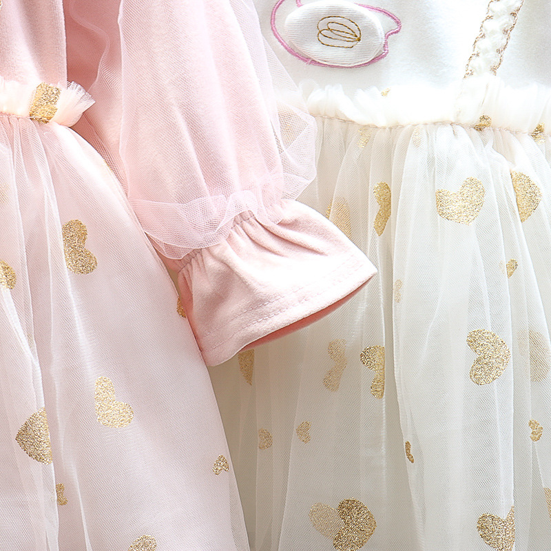 キッズファッション 白鳥刺繍とパール風飾り付きチュールワンピース