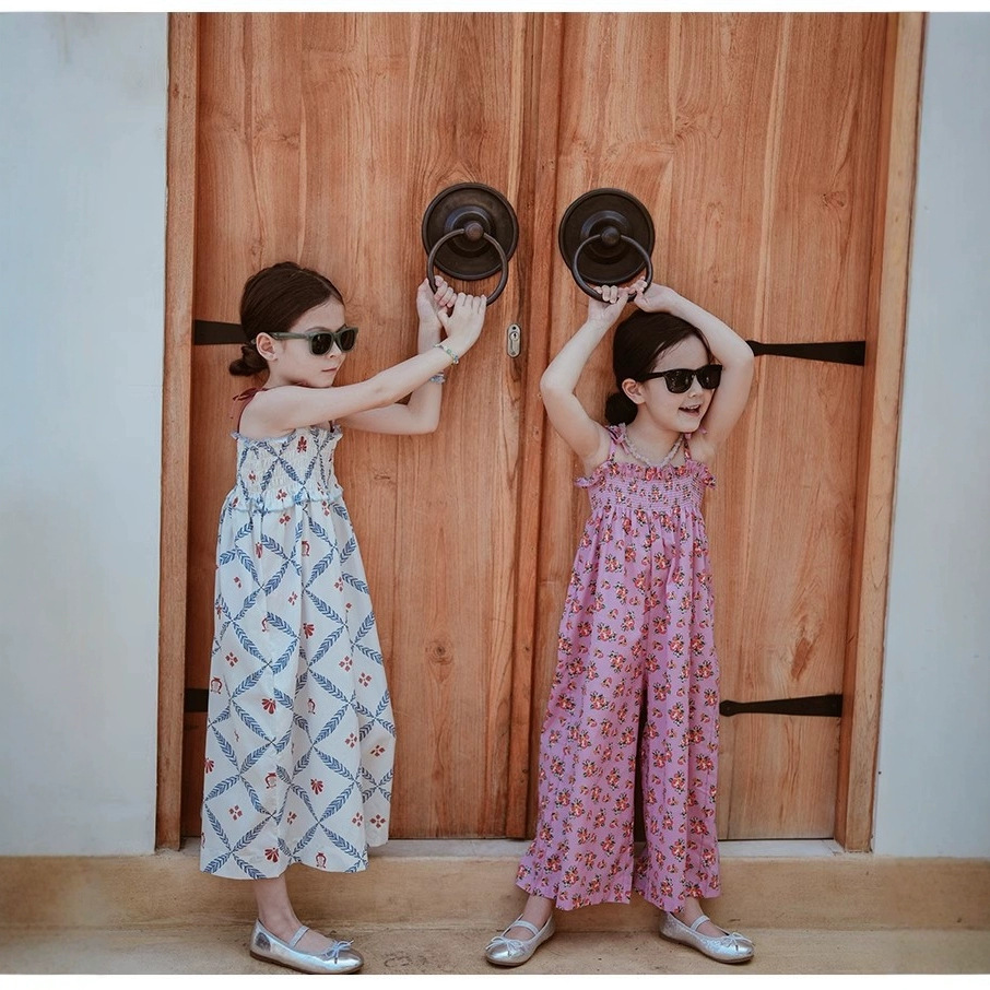 キッズファッション パンツ　花柄オールインワン風ワイドパンツ