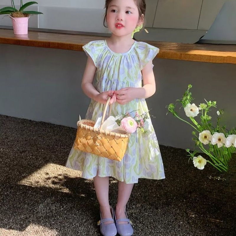 https://fulmo-img-server.com/everyday-kids-outfits/845f8b09-8180-4bde-8c71-595418e5d86c.jpg