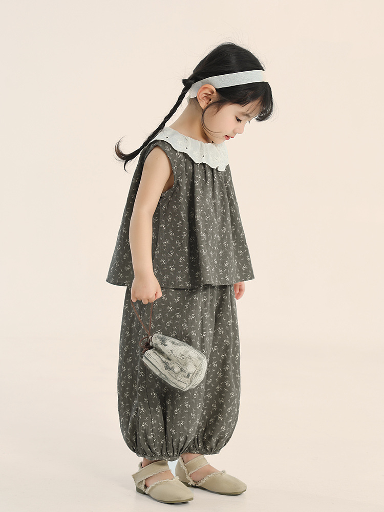 https://fulmo-img-server.com/everyday-kids-outfits/846a2ed3-cff7-4733-bfc2-dbd42e718843.jpg