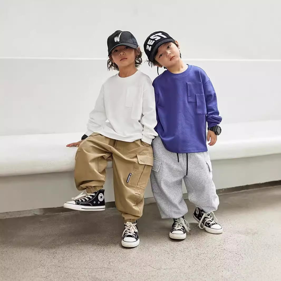 https://fulmo-img-server.com/everyday-kids-outfits/85abda13-4e40-4b26-8b3e-af627c05f27a.jpg