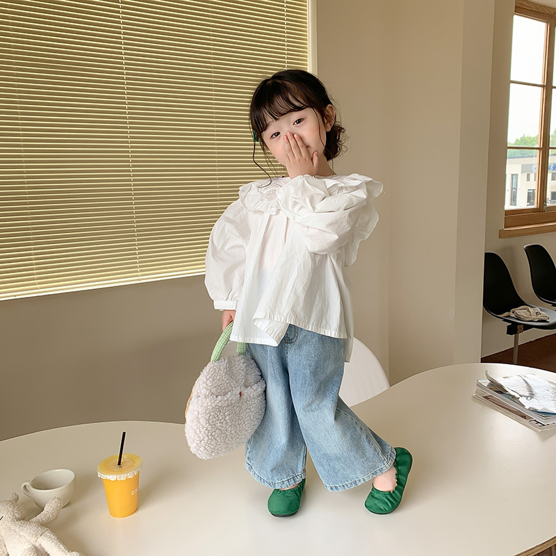 https://fulmo-img-server.com/everyday-kids-outfits/8a772328-ee43-4287-a598-a4023205304a.jpg