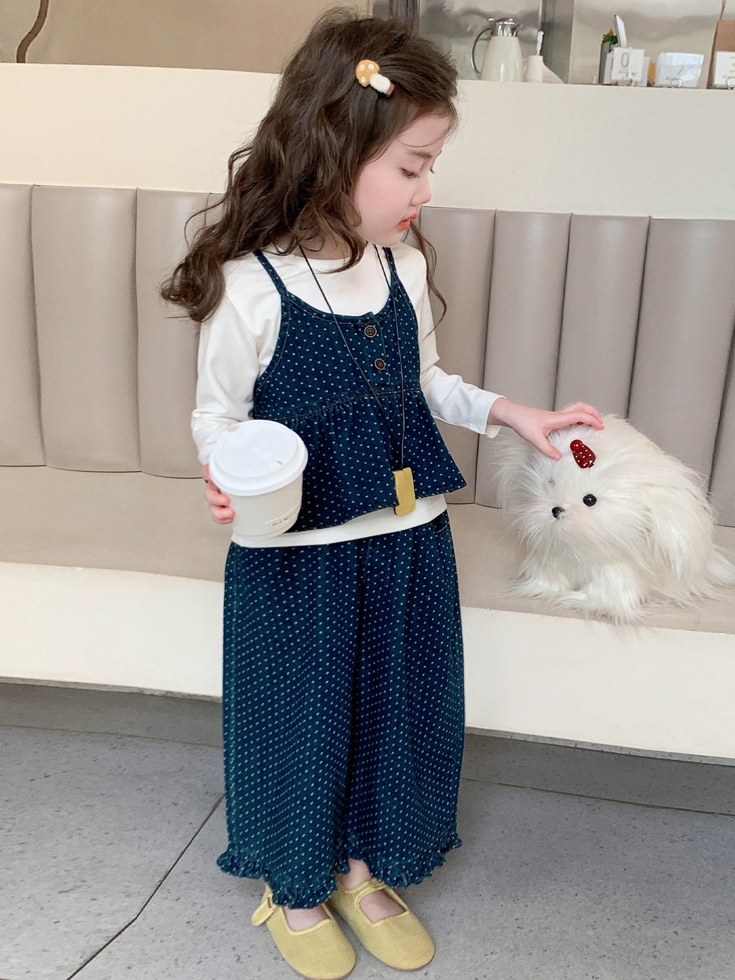 https://fulmo-img-server.com/everyday-kids-outfits/8b6d618a-cc19-4429-af85-86d4064a5fb4.jpg