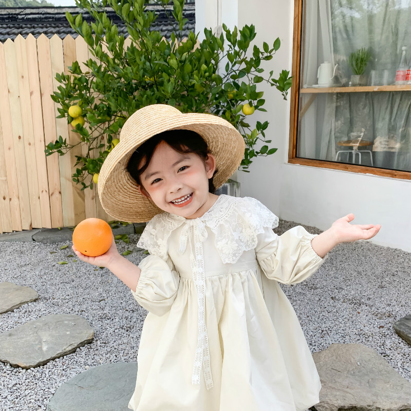 キッズファッション ふんわり袖のプリンセス風フリル付きワンピース