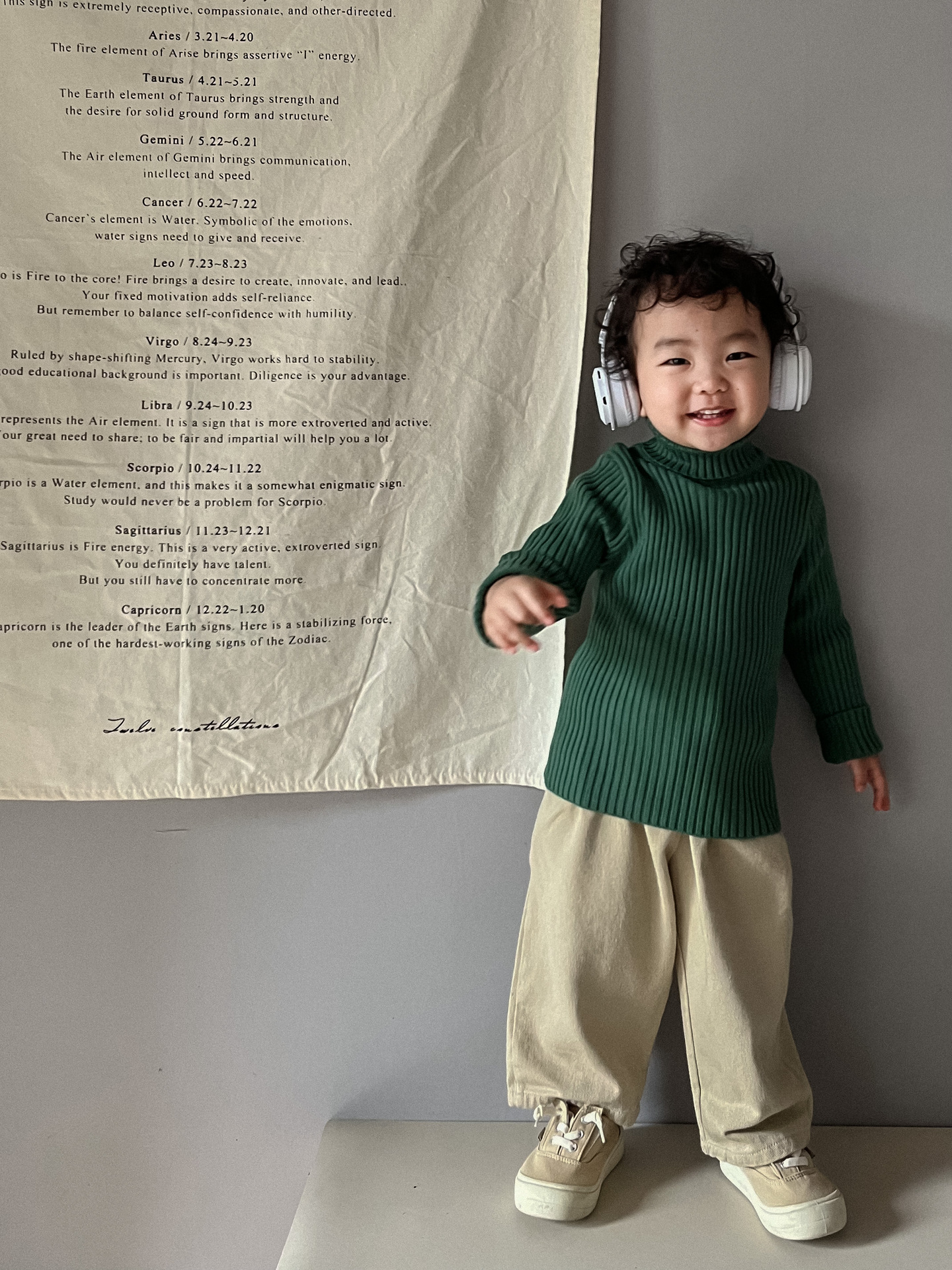 キッズファッション 子供用リブ編みタートルネックセーター