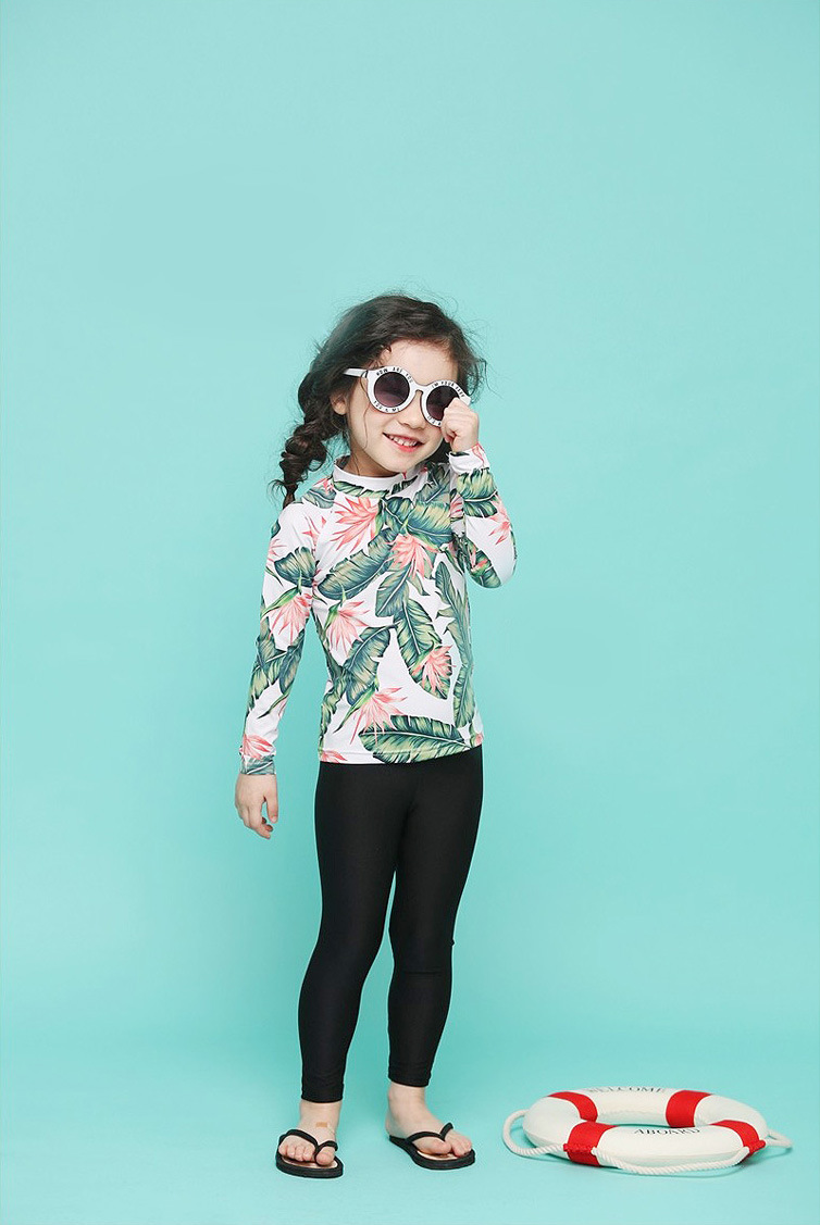 https://fulmo-img-server.com/everyday-kids-outfits/914b34c6-2c06-402a-989c-bbb6c973c6c0.jpg
