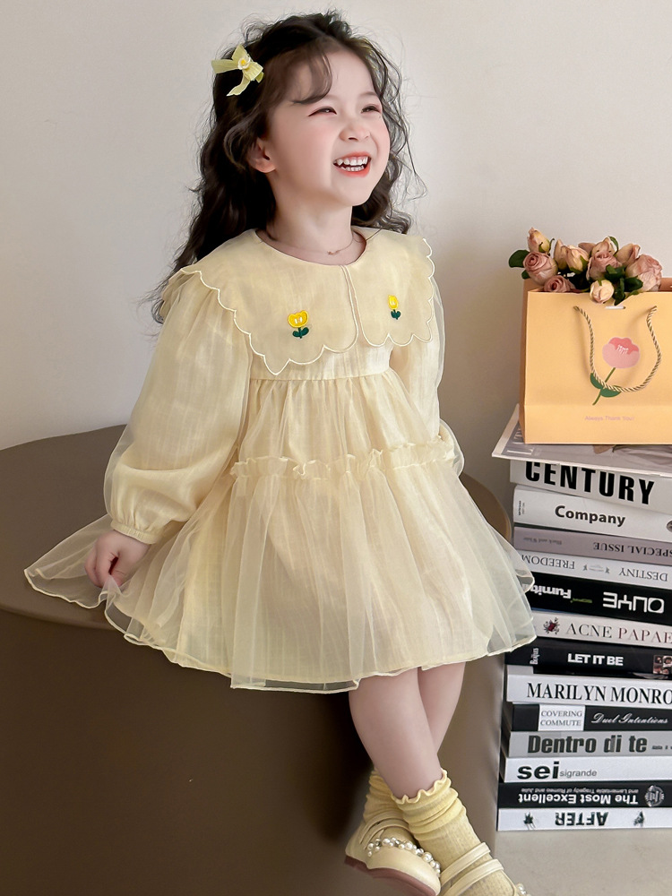 キッズファッション ひまわり刺繍つき丸襟チュール重ねワンピース