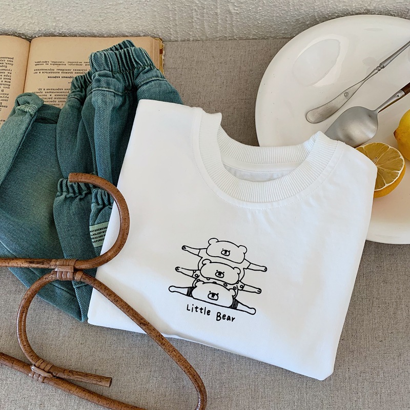 キッズファッション 小さなくま三匹重ねプリント長袖シャツ