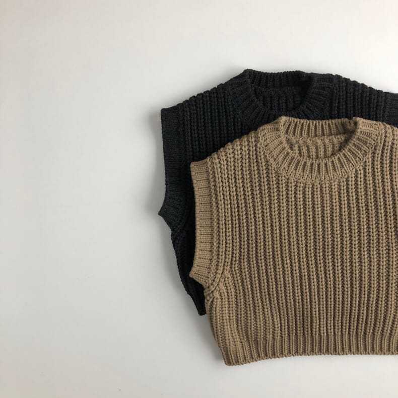 キッズファッション 子供用袖なしリブ編みニットベスト