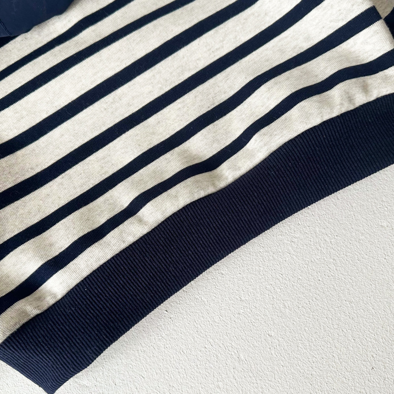 キッズファッション マリンボーダー柄フード付きハーフジップトレーナー