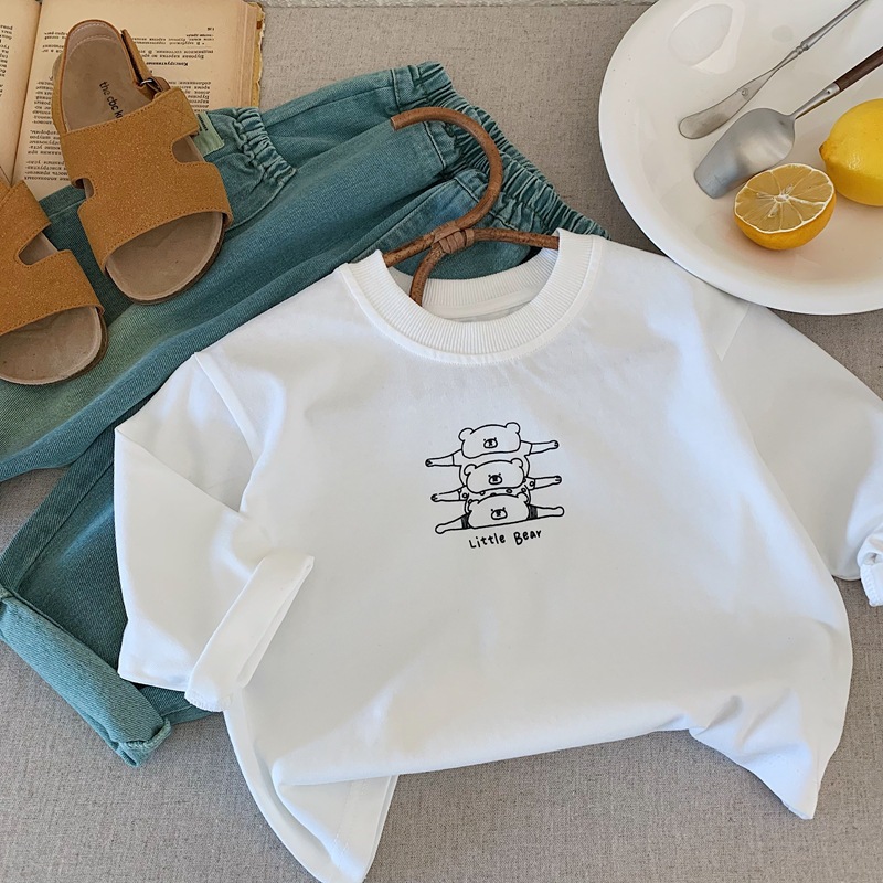 キッズファッション 小さなくま三匹重ねプリント長袖シャツ