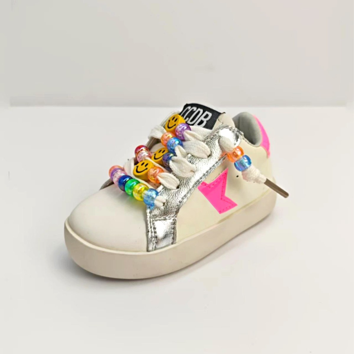 キッズファッション スマイルビーズ付きローカットスニーカー