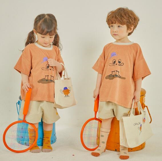 https://fulmo-img-server.com/everyday-kids-outfits/add7db9e-bd58-4e4c-b125-f62a1c24da04.jpg