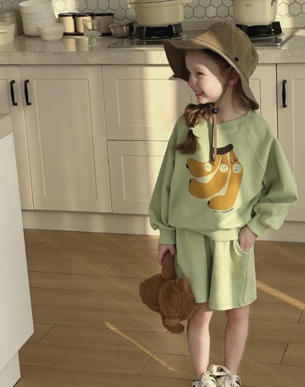 https://fulmo-img-server.com/everyday-kids-outfits/b3711acb-a4a7-4a43-9415-8397d3b350f6.jpg