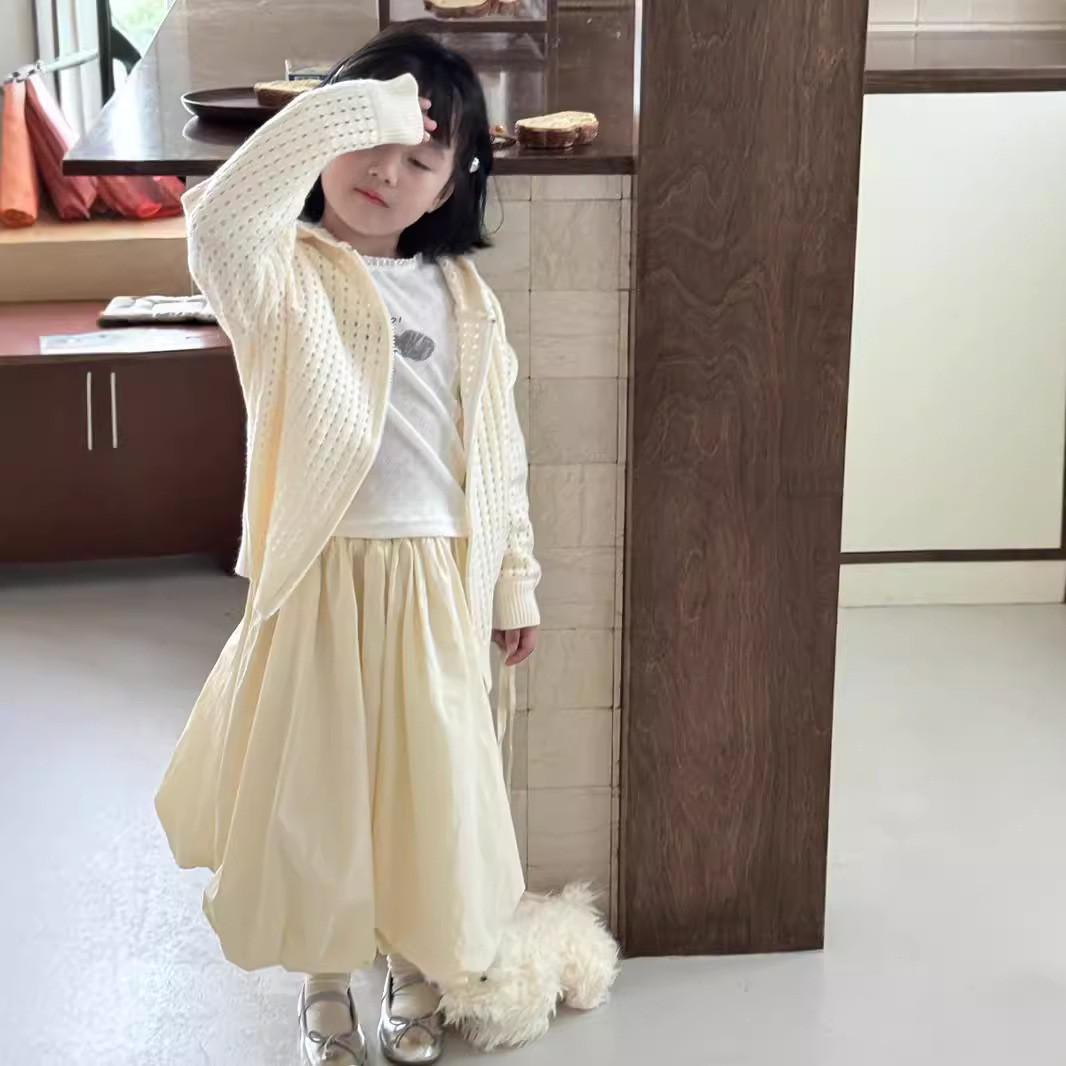 https://fulmo-img-server.com/everyday-kids-outfits/b52c728d-f7c9-4a2a-8742-cff5a956108f.jpg