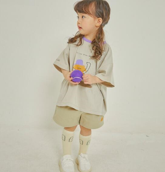 https://fulmo-img-server.com/everyday-kids-outfits/ba007f61-1684-450c-a64c-bd57b39a3e3e.jpg