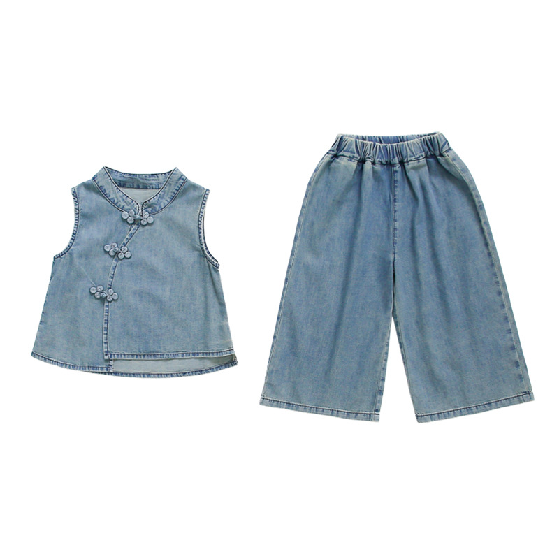 https://fulmo-img-server.com/everyday-kids-outfits/bc58f92b-2923-4cf1-8291-89fb3a285921.jpg