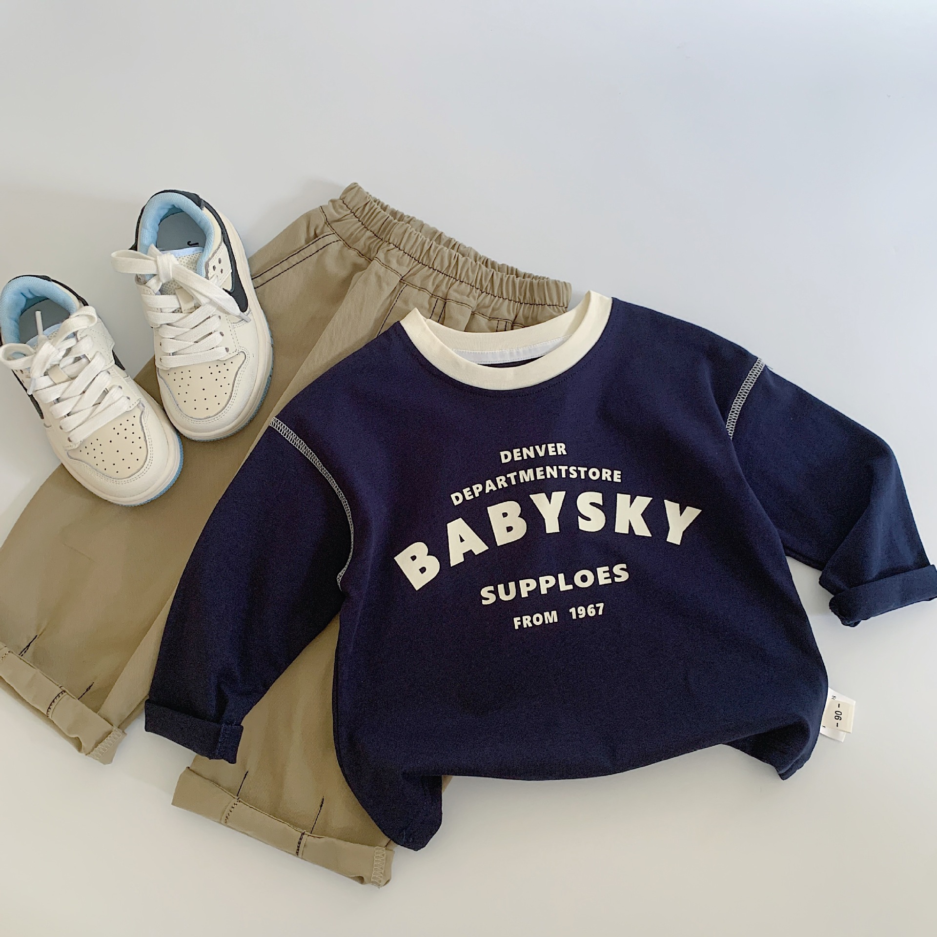 キッズファッション レトロロゴプリント長袖Tシャツ