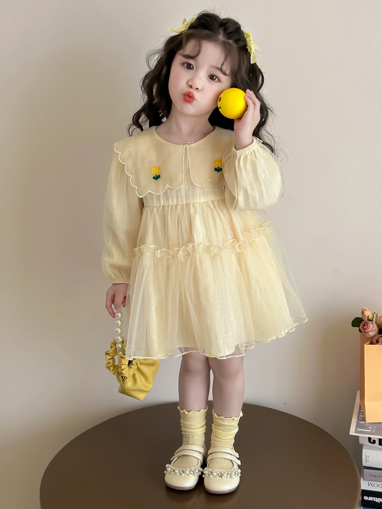 キッズファッション ひまわり刺繍つき丸襟チュール重ねワンピース