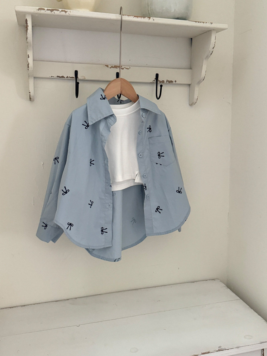 https://fulmo-img-server.com/everyday-kids-outfits/c68ae944-9ad0-41ef-a2f7-bd444e5d5941.jpg