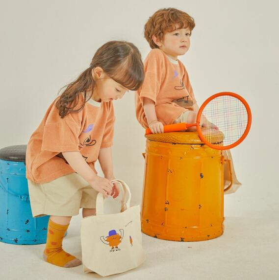 https://fulmo-img-server.com/everyday-kids-outfits/c79670db-9eab-4f9e-b80d-ecfd3859e69e.jpg