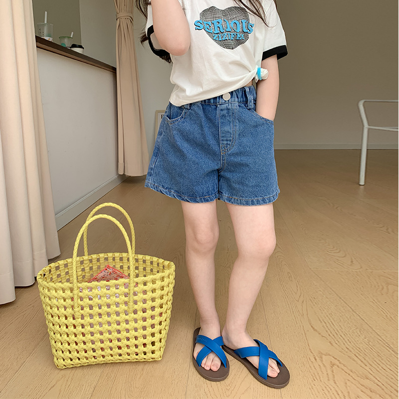 https://fulmo-img-server.com/everyday-kids-outfits/cb0a21d1-f22f-4e1f-8036-cf34e7afb83d.jpg
