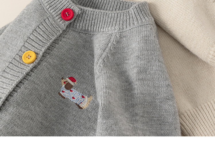 キッズファッション 子犬刺繍レインボーボタンニットカーディガン