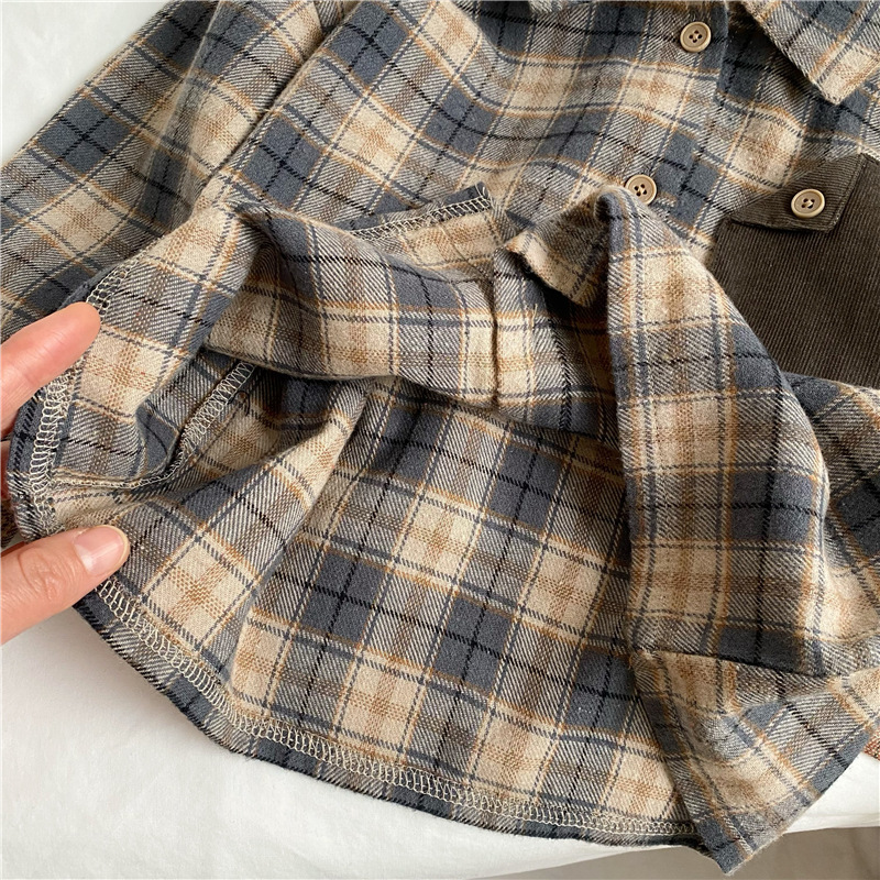 https://fulmo-img-server.com/everyday-kids-outfits/d0eb7f27-ec5b-4992-bf33-3acbf56aea25.jpg