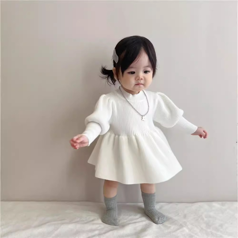 キッズファッション 女の子用リブ編みフリルワンピース