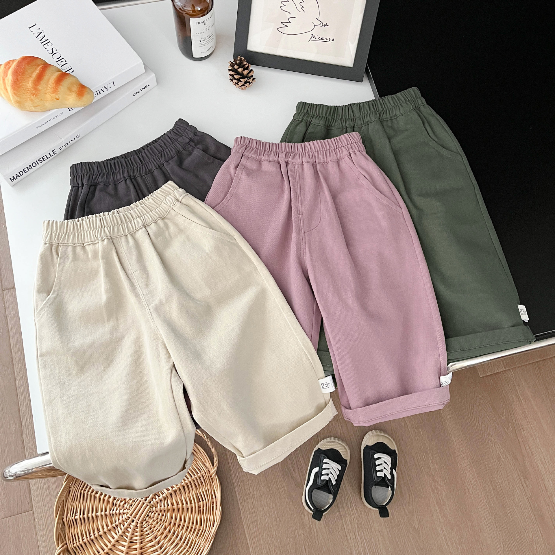 キッズファッション パンツ　ゆったりロールアップ裾ゴムウエストパンツ