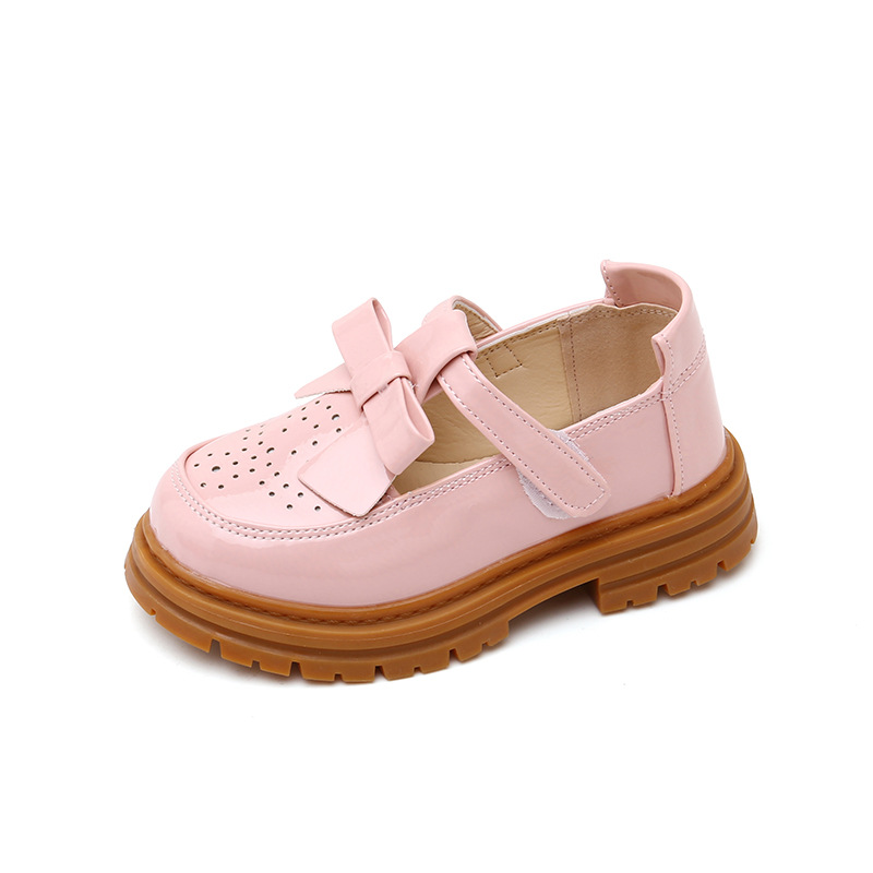 https://fulmo-img-server.com/everyday-kids-outfits/d7d04695-dc66-42e2-923e-d016b5ca4ddf.jpg