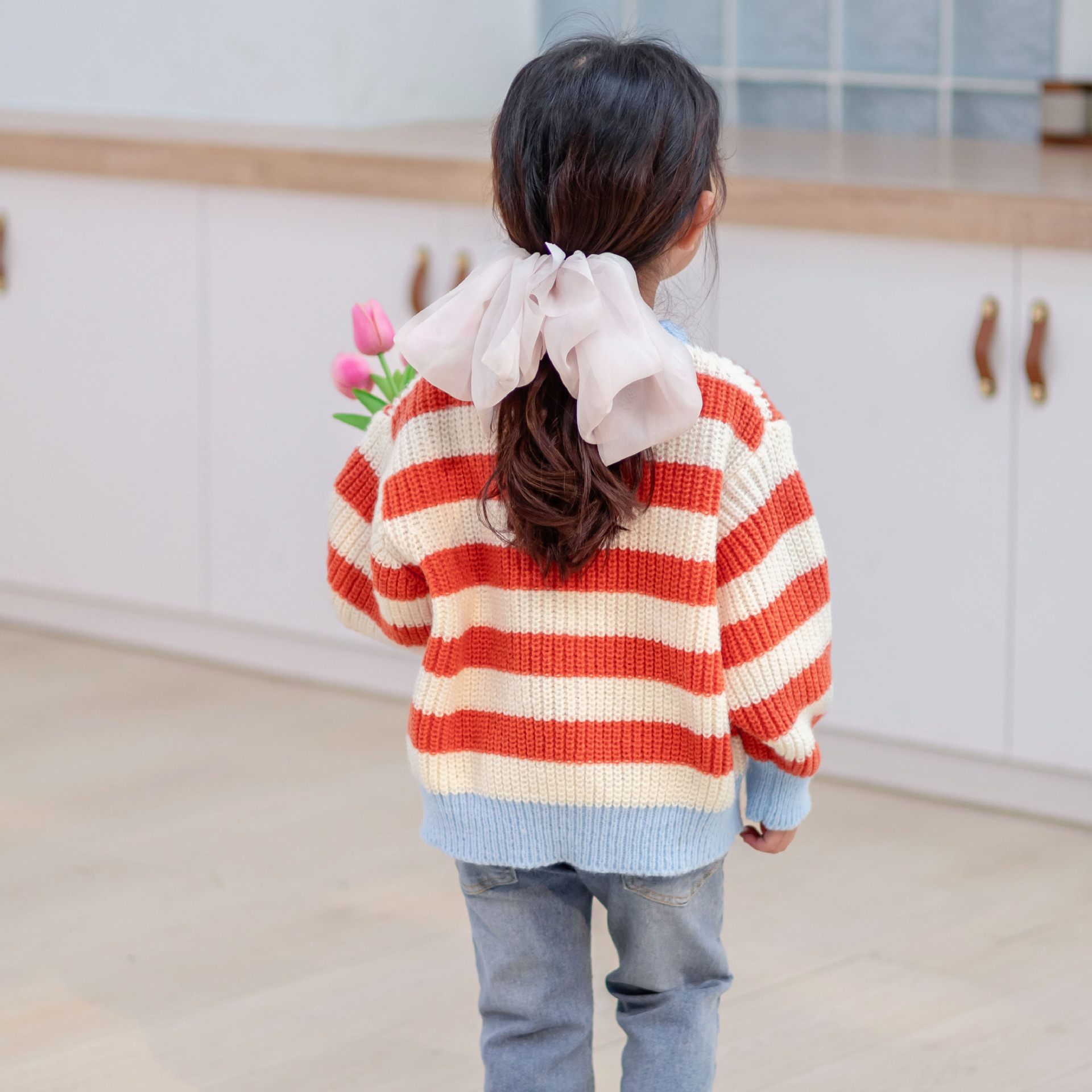 キッズファッション 太ボーダー柄ゆったりクルーネックニットセーター