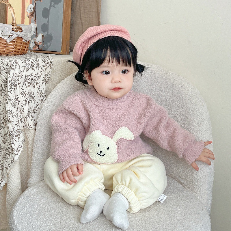 キッズファッション ぺんぎんワッペン付きふわもこ長袖ニットトップス