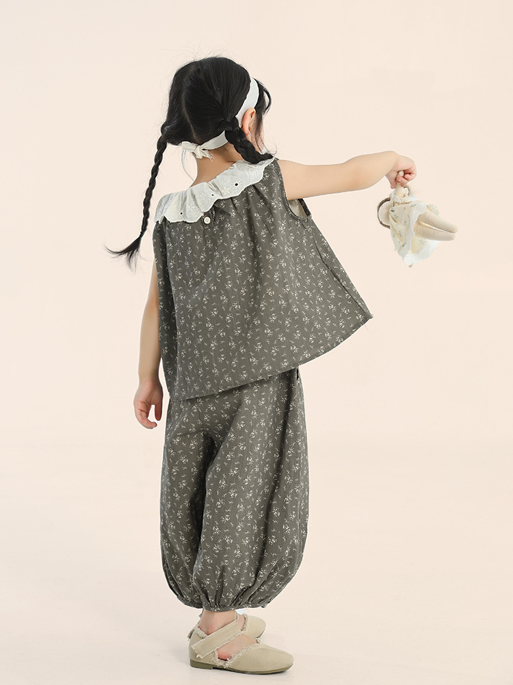https://fulmo-img-server.com/everyday-kids-outfits/ec1d4e00-298d-4574-9d78-acd6d41f5a7e.jpg