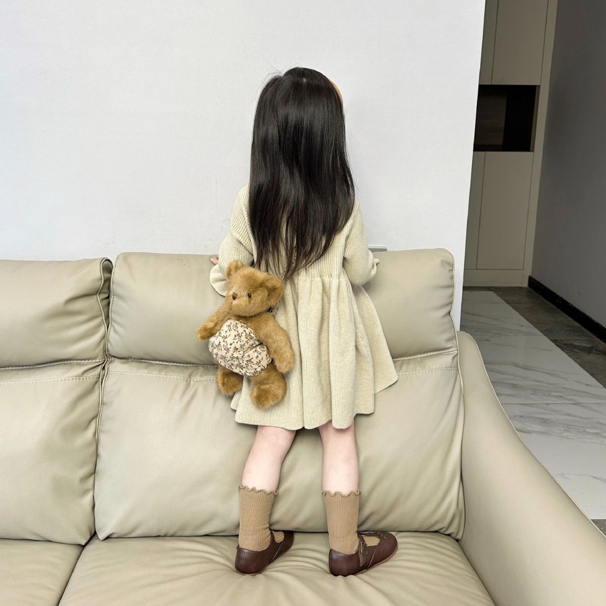 キッズファッション リブニット長袖ハイネックフレアワンピース