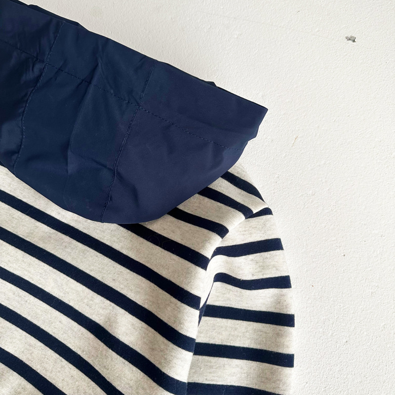 キッズファッション マリンボーダー柄フード付きハーフジップトレーナー