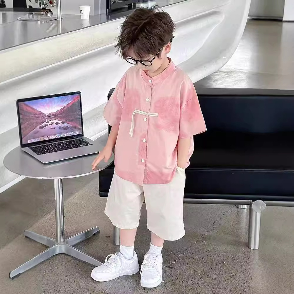 https://fulmo-img-server.com/everyday-kids-outfits/fb8c51b0-7696-4fb8-ab6e-b91c567de1e9.jpg
