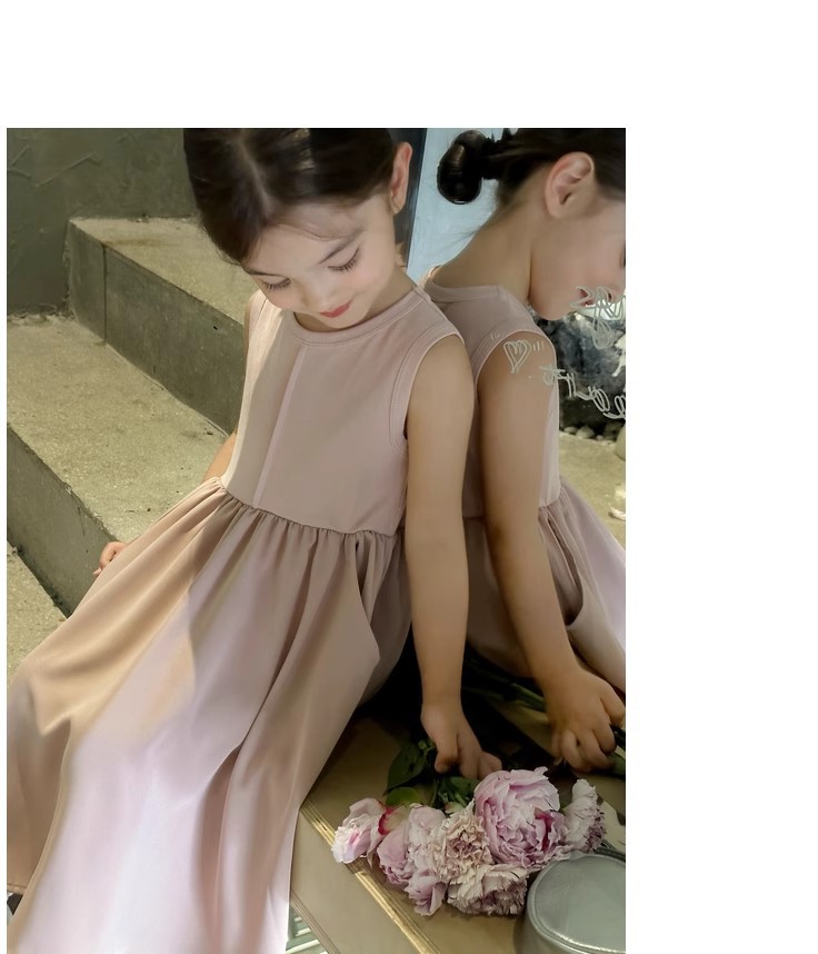 キッズファッション 上品な袖なしふんわりスカート子供用ワンピース