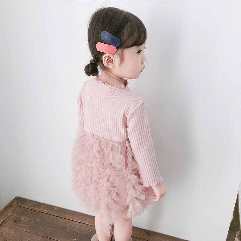 キッズファッション ふわふわ花びら重ねリブニット長袖ワンピース