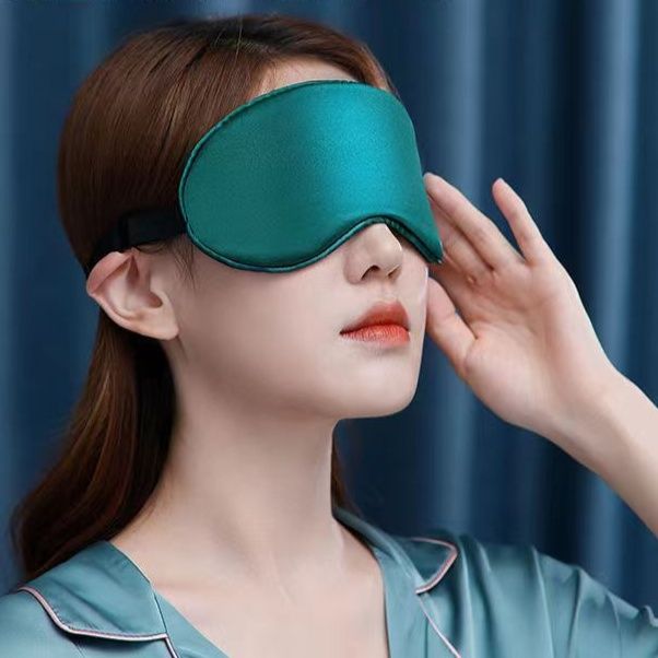 夏にぴったりなアイマスクおすすめ10選！ひんやり冷感で暑い夜も快適に目元をクールダウンできるアイテムをご紹介