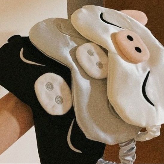 アイマスク ぶたさん寝顔変身アイマスク