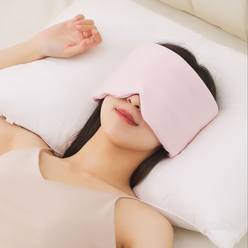 アイマスク 瞬間睡眠導入重力圧迫式安眠アイマスク