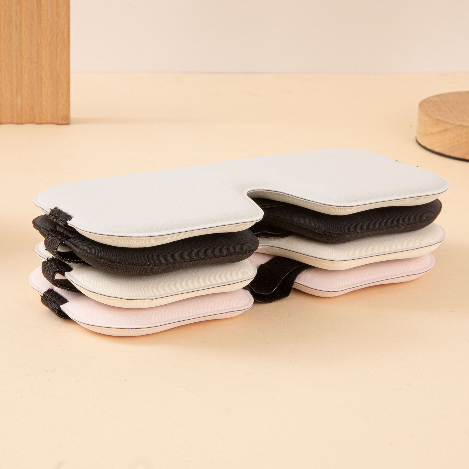 https://fulmo-img-server.com/eyemask-lab/1a79de86-0b07-4a34-9404-875bf99476c0.jpg