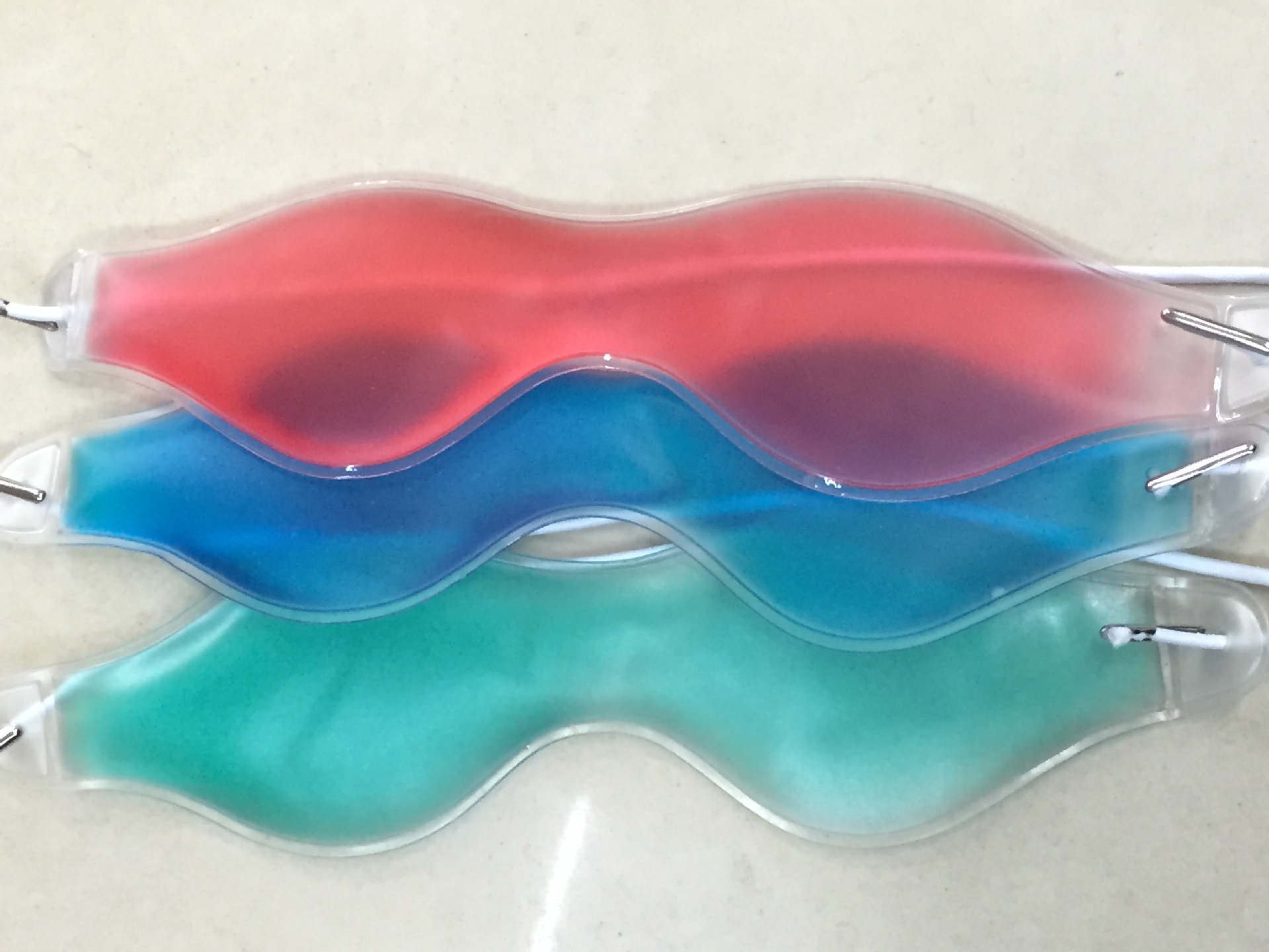 アイマスク ひんやりジェル入りアイマスク